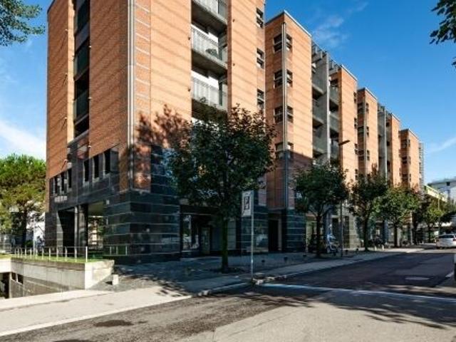 Ampio 2.5 locali in zona centrale