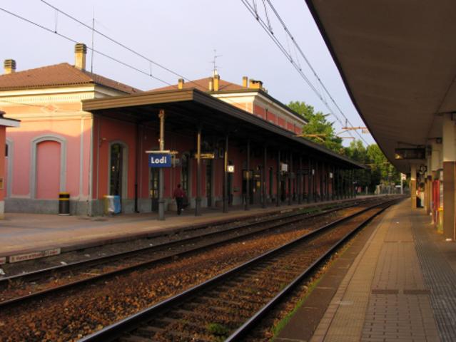 Ampio 3 locali a 10min da stazione Lodi