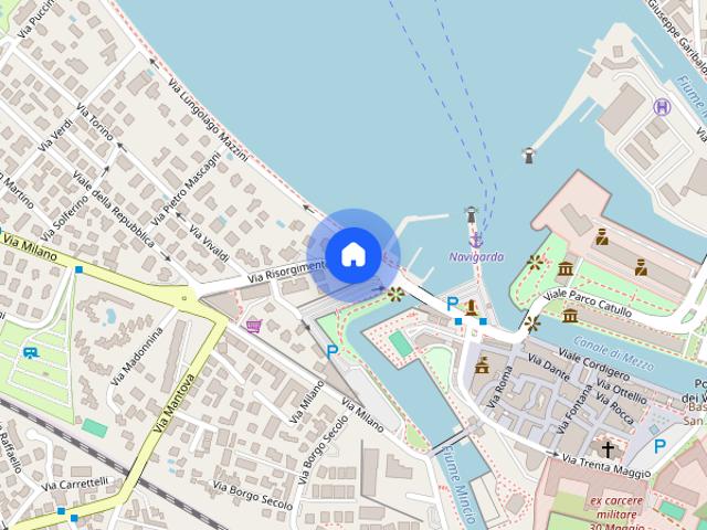 Ampio trilocale con garage a Peschiera del Garda