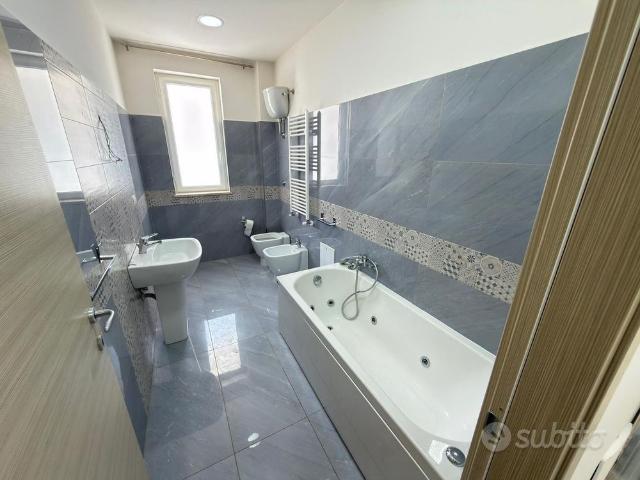 Ampio trilocale con 2 terrazzi e box cod. 028