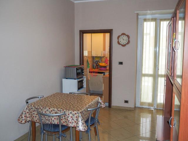 Ampio trilocale in affitto a Santa Rita, Torino – Comodità e servizi sotto casa