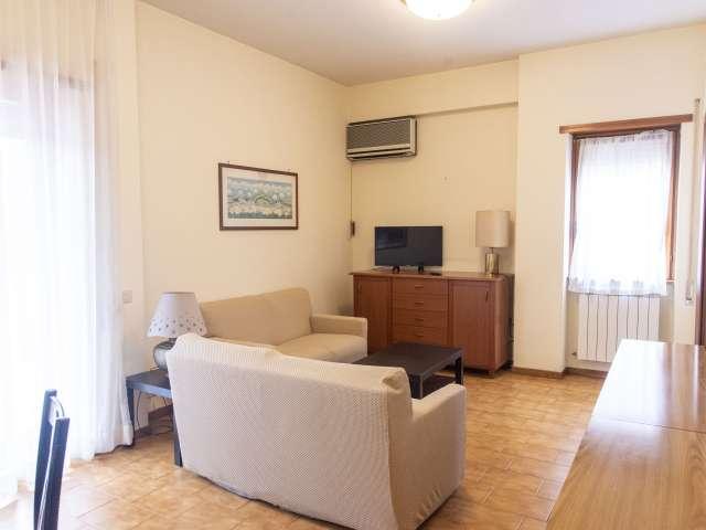 Ampio appartamento con 2 camere da letto in affitto a Torrino, Roma
