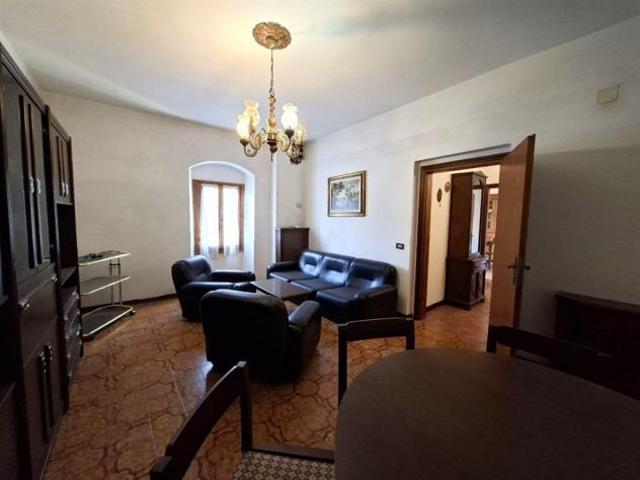 Ampio Appartamento In Piccola Palazzina – Rif. A287
