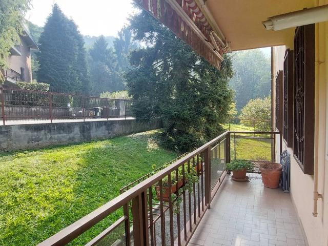 Ampio appartamento signorile con vista mozzafiato