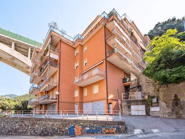 Ampio Bilocale Con Terrazzo 61m² Varazze