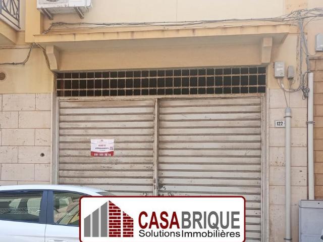 Ampio Deposito/Autorimessa di 439 mq in vendita a Bagheria 439m² Bagheria