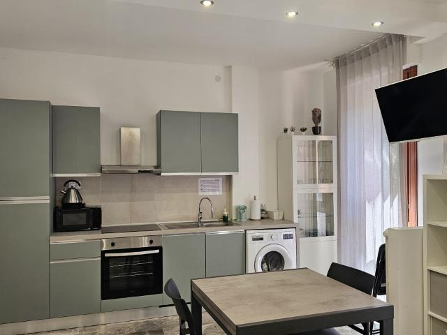 Ampio monolocale moderno e arredato in affitto zona Forcellini – Padova