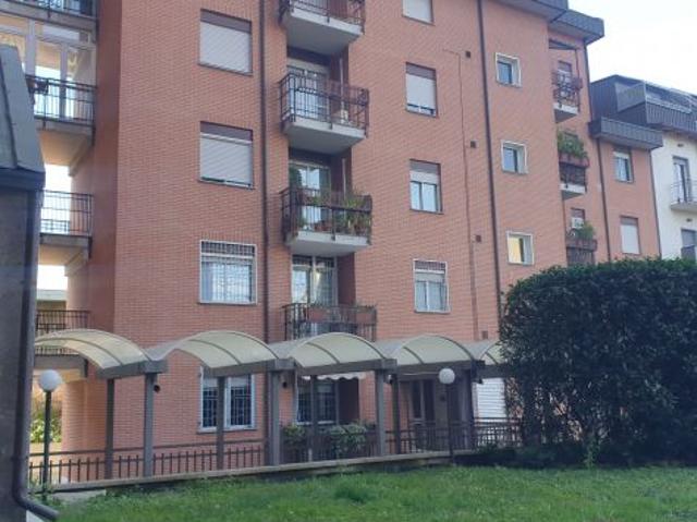 ampio monolocale arredato
