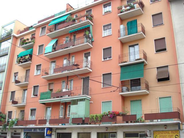 Ampio monolocale con cucina abitabile in locazione