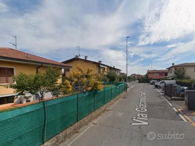 Ampio monolocale Puegnago del Garda