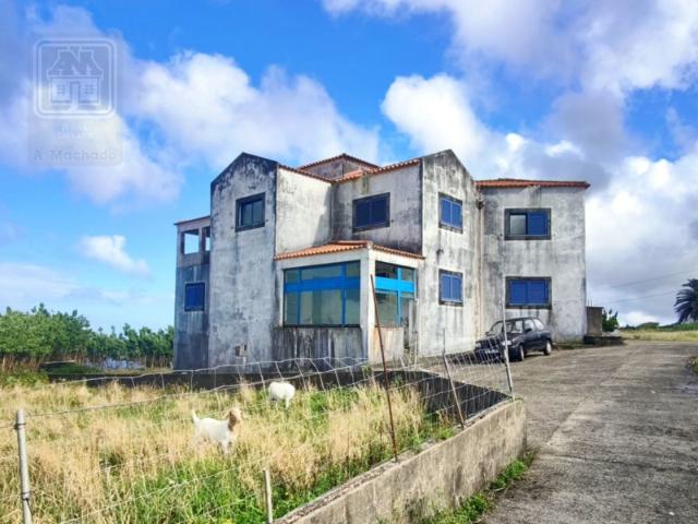 AMPLA MORADIA com vista mar Cedros, Santa Cruz das Flores, Ilha das Flores, Açores