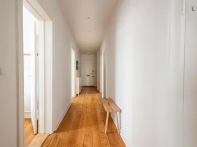 Ample double bedroom in Frederiksberg C