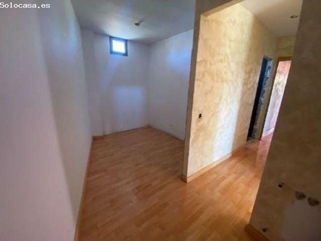 Amplio Chalet en Colmenar de Oreja Oportunidad Única a €330,000