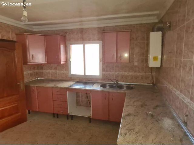 ¡Amplio chalet en Pelayo!