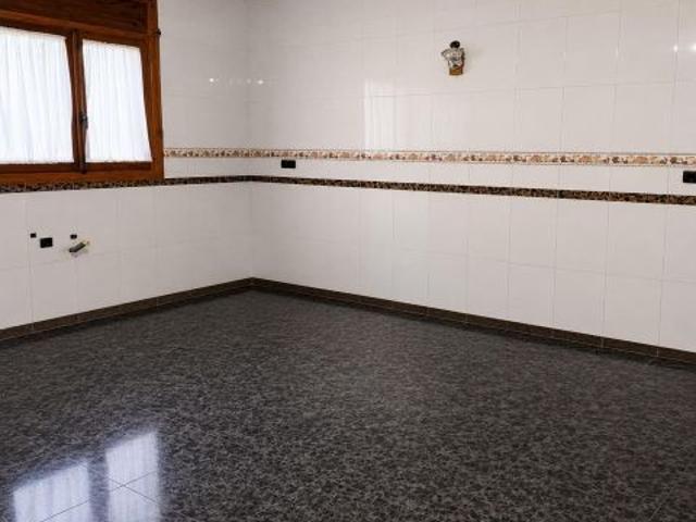 Amplio Chalet en Venta en Roquetes, Cataluña