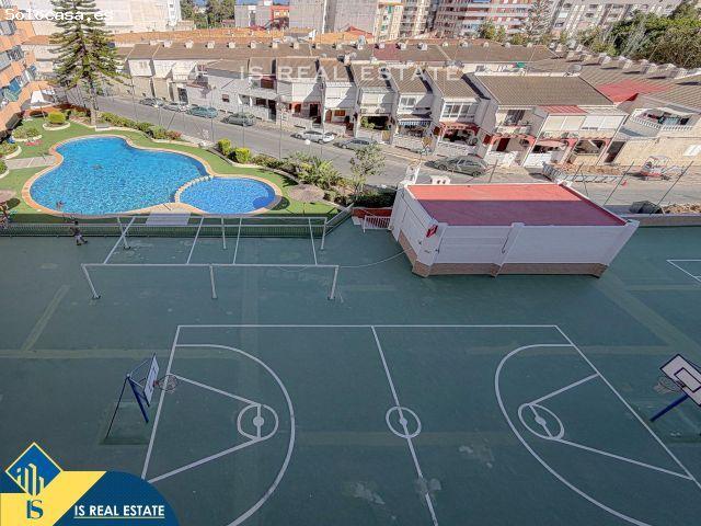 Amplio apartamento con amplia terraza e increíbles vistas despejadas + Piscina comunitaria 400 mts