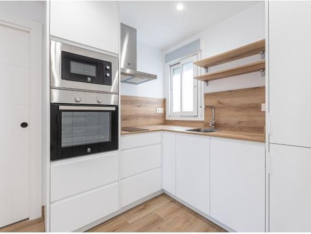 Amplio Apartamento con Licencia Turística en el Corazón de la Ciudad ?