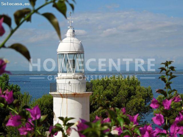 Amplio apartamento con terraza, piscina y vistas al puerto