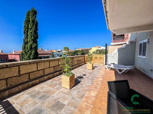 Amplio Apartamento con Terraza y Garaje en Llano del Camello