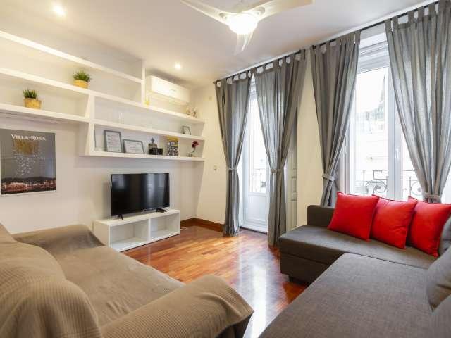 Amplio apartamento de 4 dormitorios en alquiler en La Latina, Madrid