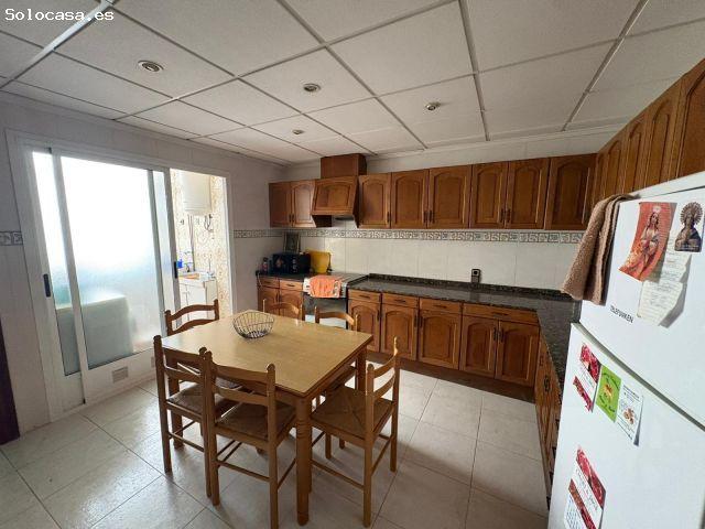 Amplio Apartamento en Catral Ideal para Familias