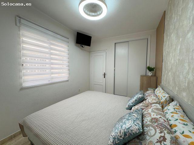 Amplio Apartamento en el Centro de Torrevieja a Solo 300 Metros del Mar