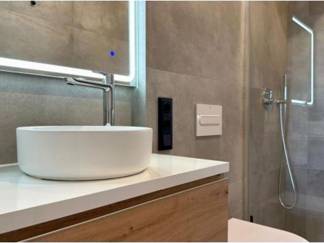Amplio Apartamento en la Cala de Finestrat Villajoyosa por solo €1850