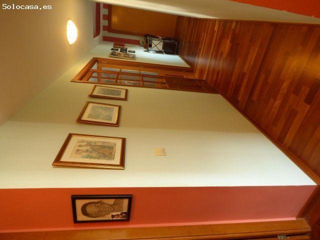 Amplio apartamento en la playa Poniente cl