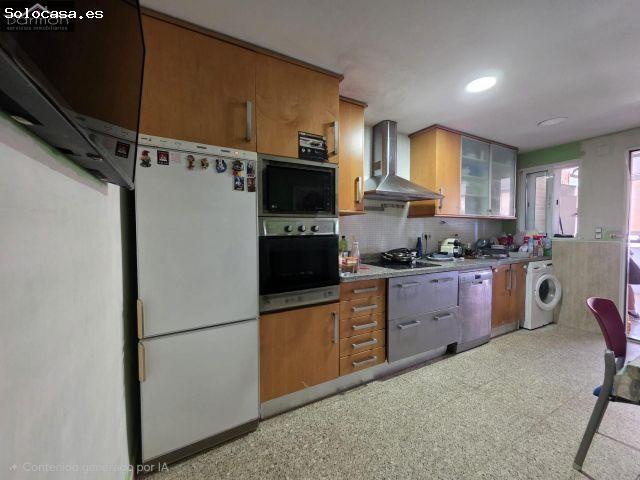 Amplio Apartamento en Playa de Gandia con Vistas al Mar