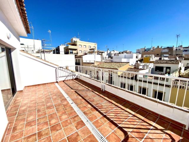 Amplio apartamento en pleno centro de Calpe con vistas al ma. 122m² Calpe Calp