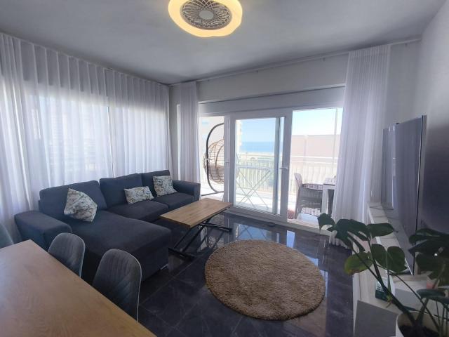 Amplio apartamento vacacional con terraza y todas las comodidades