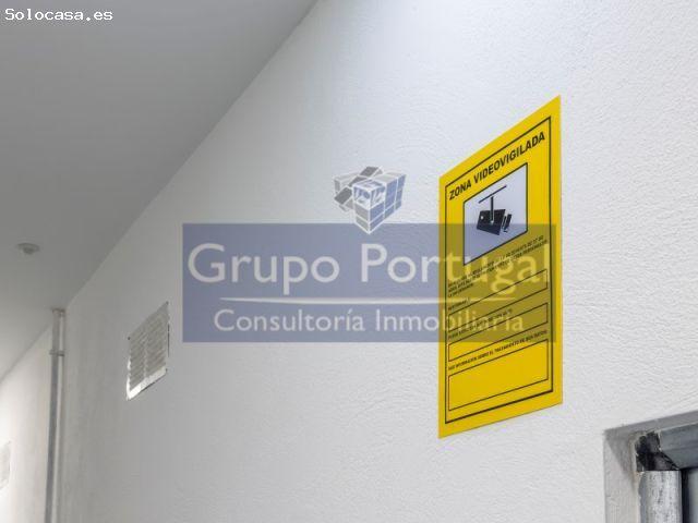 Amplio ático de 5 habitaciones + Estudio a 100 metros de la playa en Bahía de