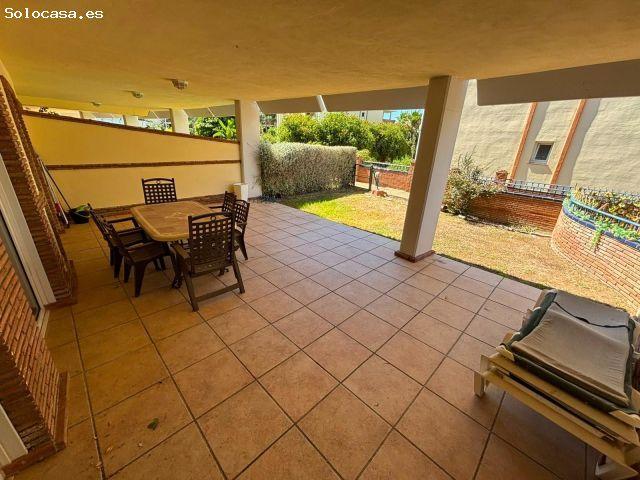 Amplio bajo de 163 m2 con jardín privado y garaje en Riviera del Sol