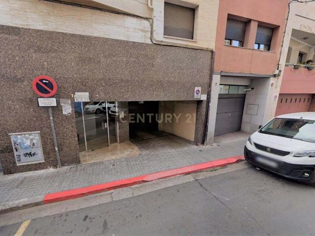 Amplio Garaje en Sabadell, Barcelona Oportunidad Única