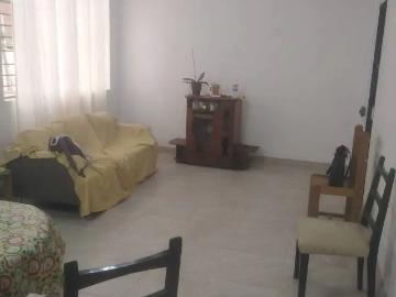AMPLIO DEPARTAMENTO CON AIRES