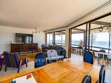 Amplio departamento con linda vista en Condominio Reina Sofia, Avenida del Mar, La Serena