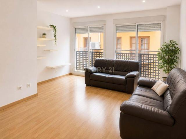 Amplio dúplex de 140 m² junto a las Torres de Quart