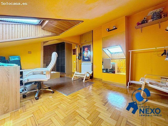 Amplio dúplex de 3 dormitorios con gran garaje y trastero en Pola de Siero