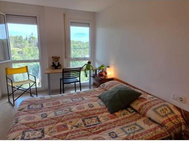 Amplio dúplex en planta baja con gran terraza privada y parking en l’Ametlla de Mar