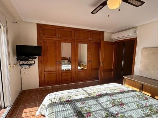 Amplio Dúplex en Residencial Cerrrado con Acceso Exclusivo Torrevieja