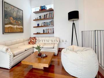 AMPLIO DÚPLEX EN VENTA MIRAFLORES, SAN ANTONIO. TIPO CASA