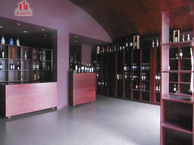 AMPLIO LOCAL COMERCIAL ACONDICIONADO EN LA VALENZÁ