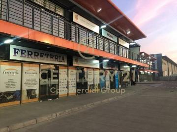 Amplio Local Comercial Excelente Precio