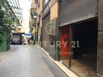 AMPLIO LOCAL COMERCIAL EN BOMBERO OSSA Y PASEO AHUMADA BUEN PRECIO