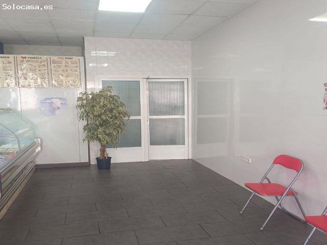 Amplio Local Comercial en el Corazón de Gandia Raval
