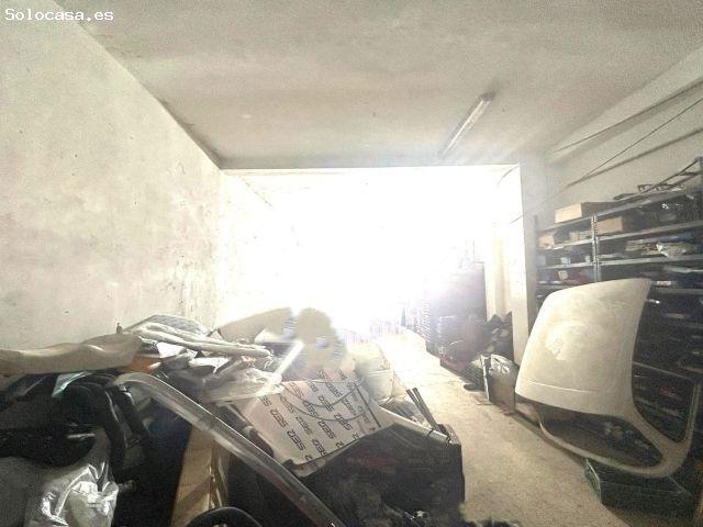 Amplio Local Comercial en el Corazón de El Ejido por solo €45,000