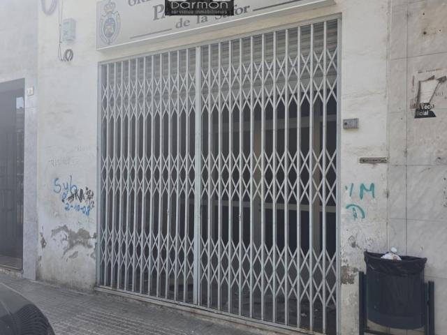 Amplio Local Comercial en Jardinet, Gandia Oportunidad de Inversión