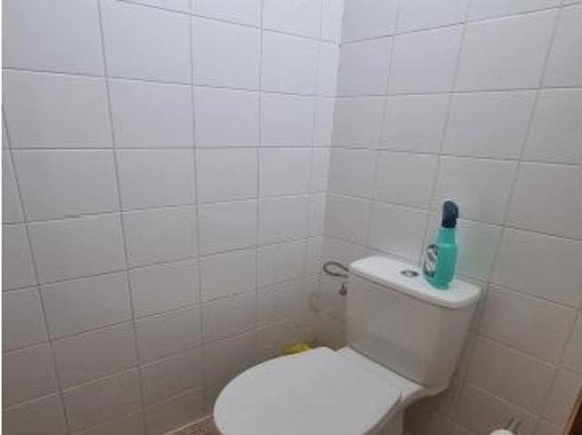 Amplio local comercial en las Chafiras Oportunidad única por €145,000