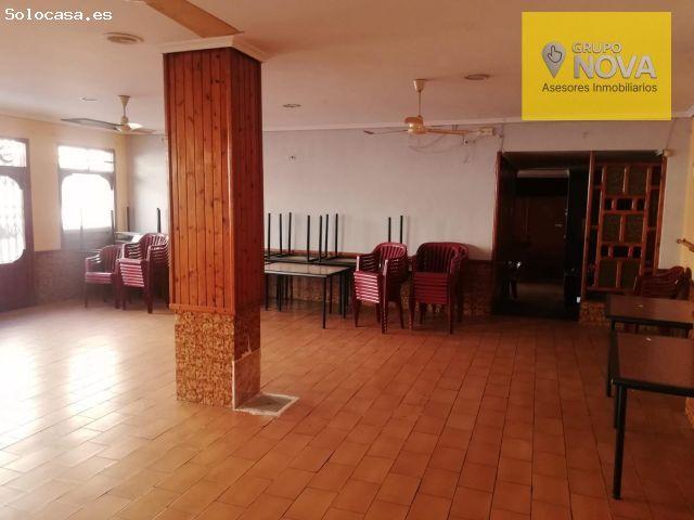Amplio Local Comercial en Tavernes de la Valldigna Oportunidad Única