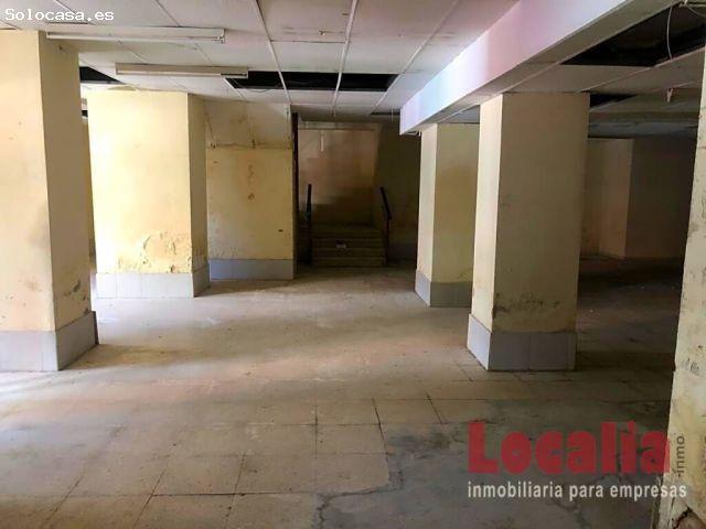 Amplio local comercial en Torrelavega, Cantabria